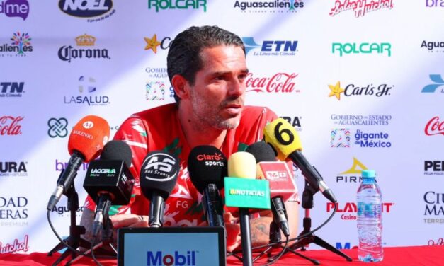 Fernando Gago discutió con un periodista en México por su paso por Boca: «Perdí con River, pero saqué el 70% de puntos»