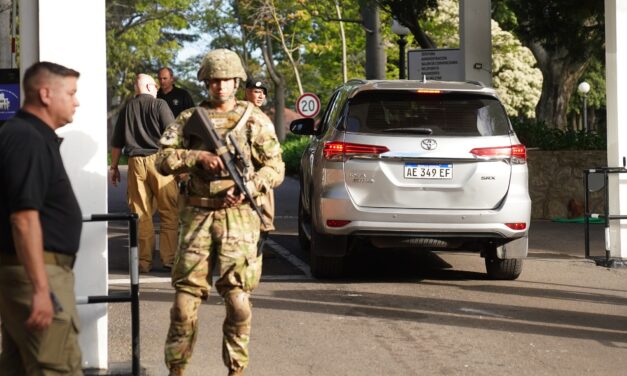 El presidente pidió la ayuda del PRO para volver a sacar leyes
