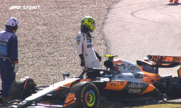La caótica largada de la carrera sprint del GP de EEUU