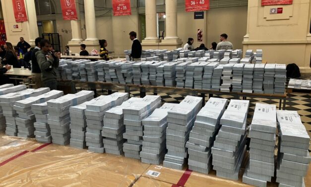 La Junta Electoral bonaerense rechazó la reimpresión de las boletas de La Libertad Avanza en la Provincia