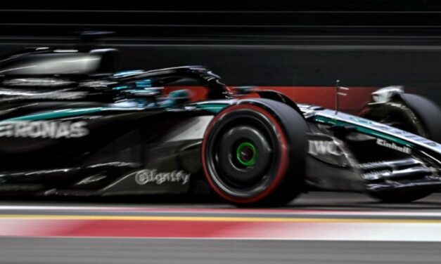 George Russell fue el más rápido de Singapur y le devolvió la Pole a Mercedes