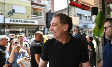 el momento en que Diego Santilli se entera del fallo que lo dejó como número 1 de la lista de LLA