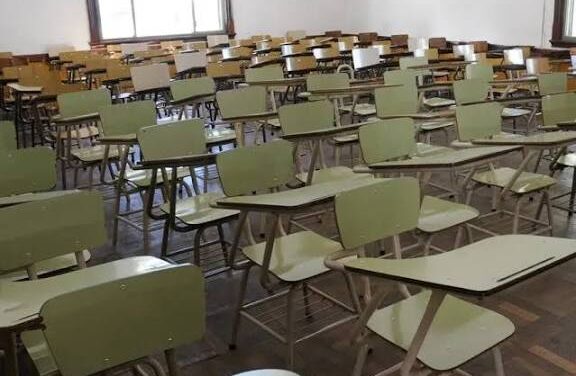 Paro universitario: Docentes exigen actualización salarial y aplicación de la ley de financiamiento