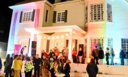 Risas sanjuaninas en el Chalet Cantoni con “Camoteando Vol. 2”