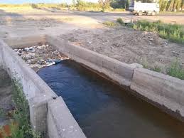 Una nena de 10 años cayó a un canal en Sarmiento