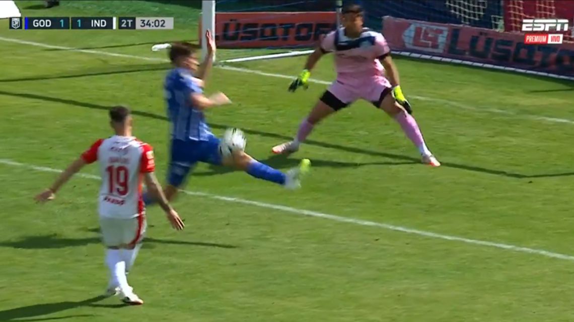 Independiente no pudo salir del fondo: empató 1-1 contra Godoy Cruz con polémica sobre el final
