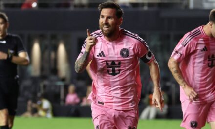 Lionel Messi sacó a relucir su magia: doblete y triunfo del Inter Miami en los playoffs de la MLS