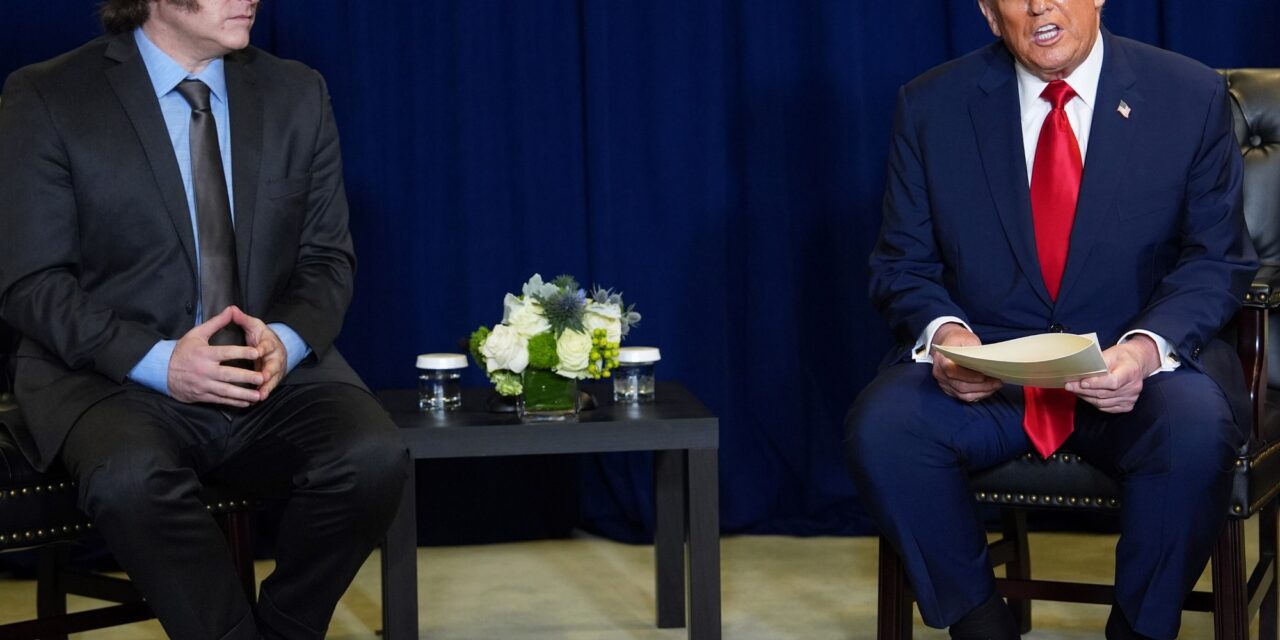 Antes de viajar a Washington, Javier Milei elogió “el coraje” de Donald Trump para alcanzar la tregua en Gaza y lo propuso para el Premio Nobel de la Paz