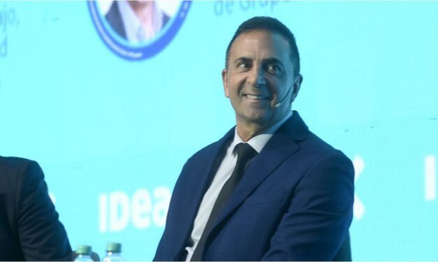 El Gobierno explicó los detalles de su reforma laboral y pidió a los empresarios salir a meter goles