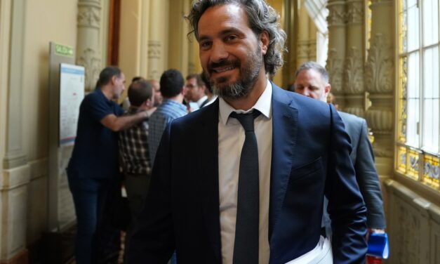 Santiago Cafiero minimiza la reunión Milei-Trump y dice que el Presidente «no se trajo nada» de Estados Unidos