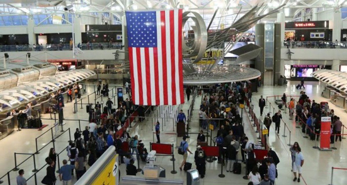 Donald Trump ordena una drástica reducción al límite de refugiados que puede recibir EEUU por año