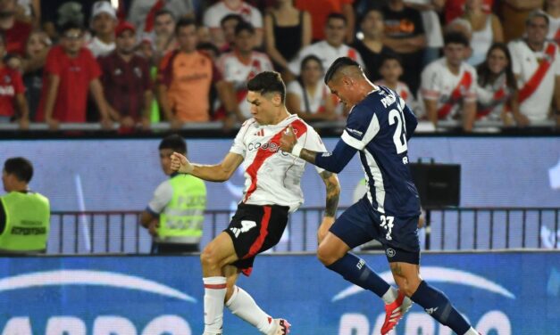 River visita a Talleres en Córdoba este sábado: horario, TV y formaciones