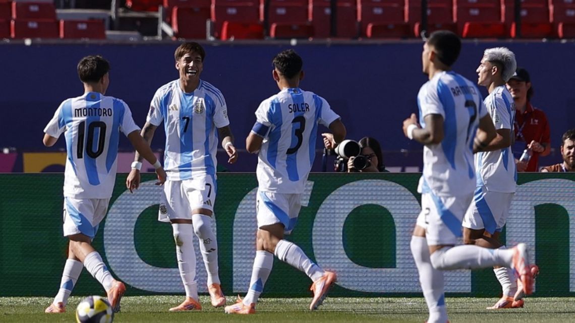 La Selección Argentina clasificó a cuartos del Mundial Sub-20 goleando a Nigeria