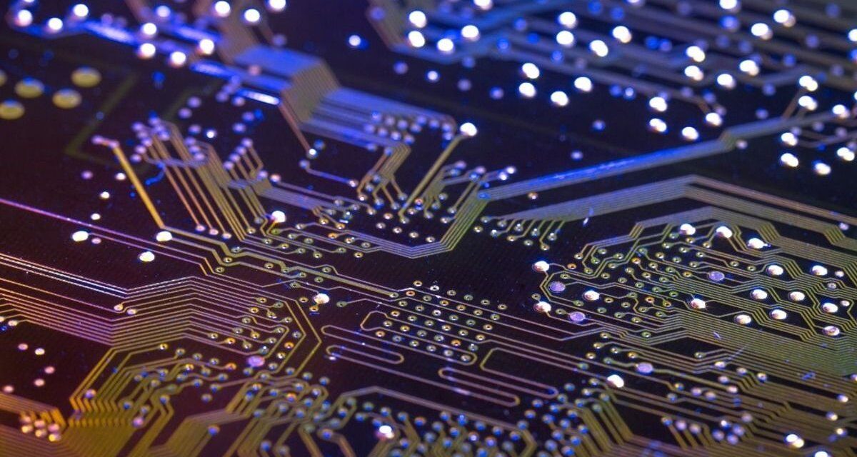 Google anunció un nuevo algoritmo que logró resolver un problema 13.000 veces más rápido que una supercomputadora