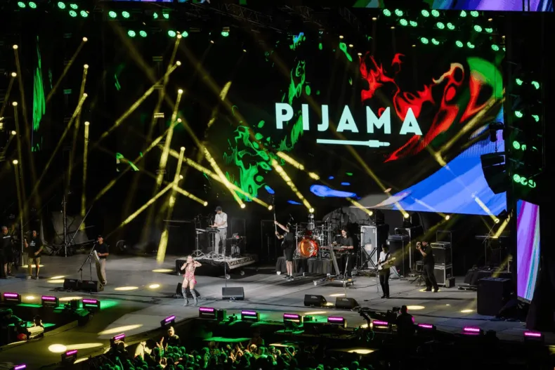 La FNS 2025 se despide con feria, música y el esperado cierre de Pijama Party