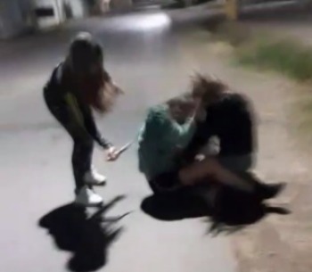 Una discusión entre jóvenes terminó con una chica apuñalada en Rawson