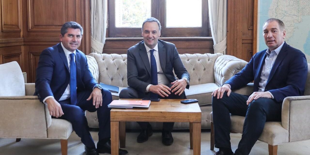 Orrego luego de reunirse con Santilli: “Coincidimos en que el desarrollo debe ser federal, equilibrado y con reglas claras”