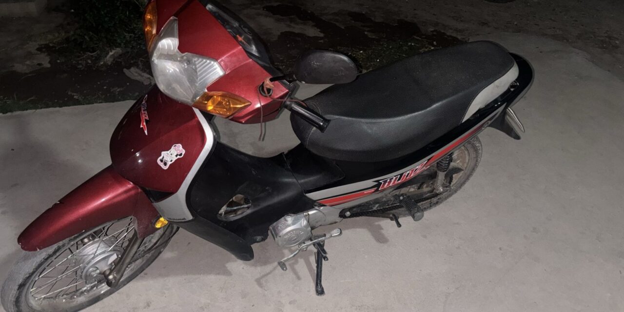 Lo sorprendieron llevándose una moto: Detuvieron a un joven en Villa Videla