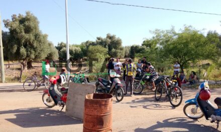 Vecinos de Huaco bloquean la Planta de OSSE e impiden la salida de camiones con agua