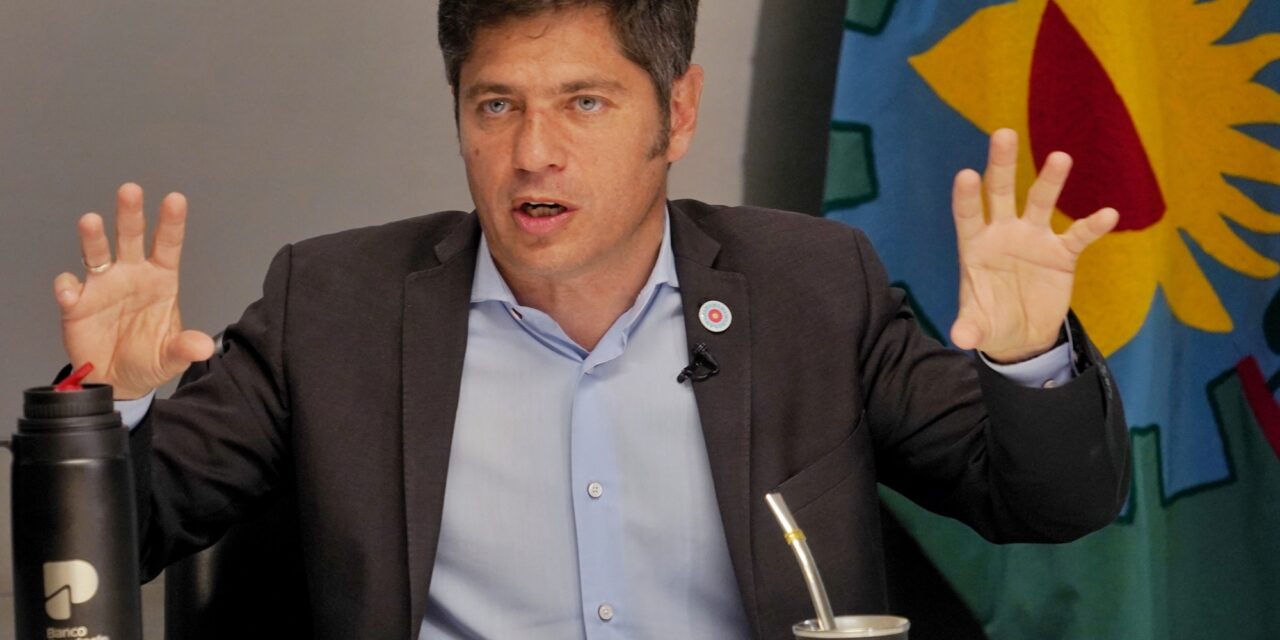 Desde sillas en el Banco Provincia hasta plata para aguinaldos, el trasfondo del endeudamiento por el que Kicillof choca con La Cámpora