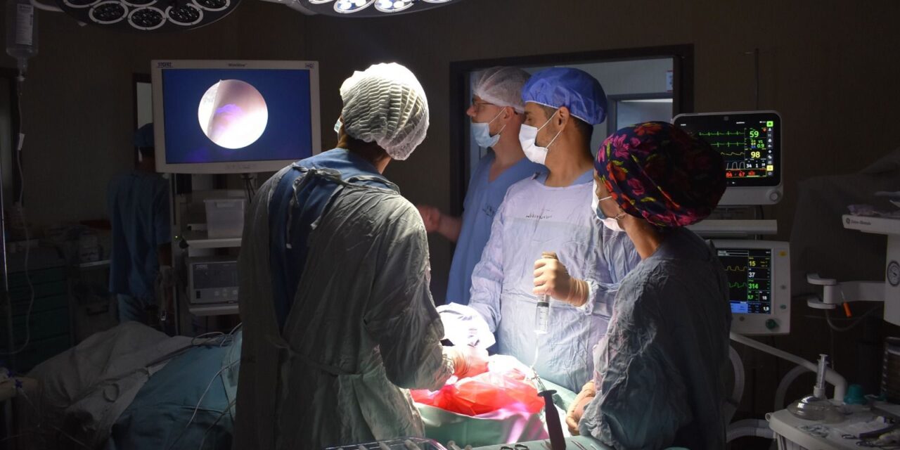 San Juan dio un paso histórico en cirugía maxilofacial: El Marcial Quiroga realizó la primera artroscopia de mandíbula del sistema público