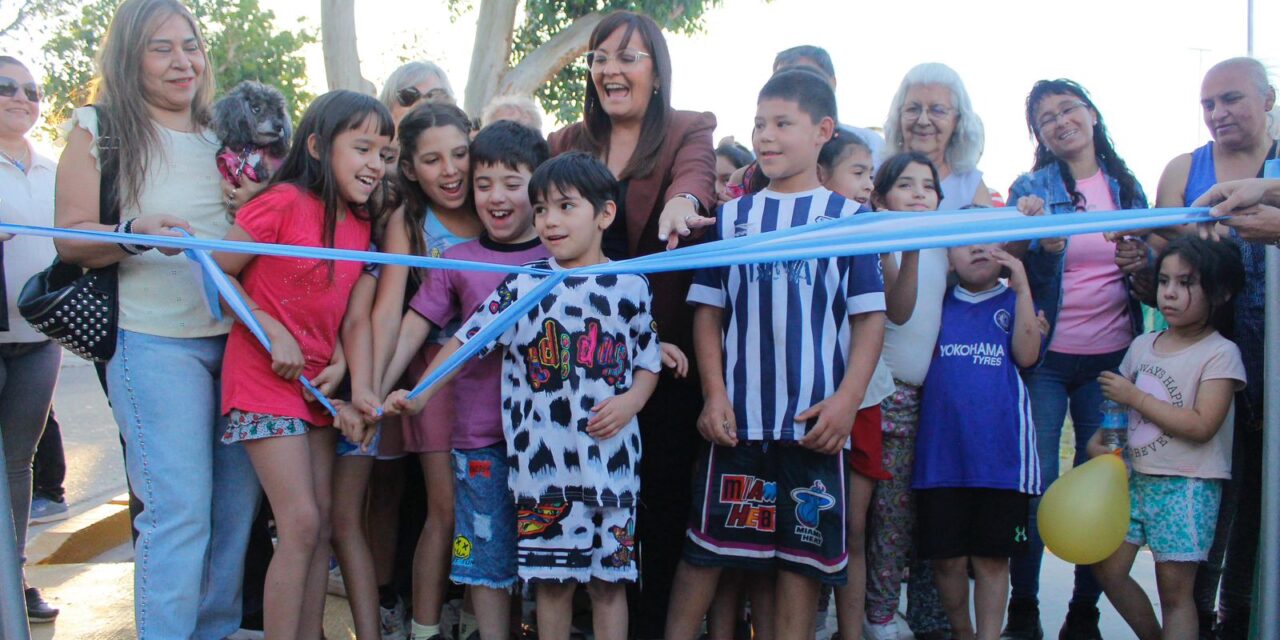 Los Tamarindos tiene una nueva plaza para disfrutar en familia