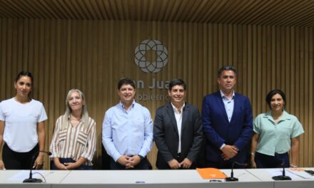 ¡Vuelve «Santa Lucía corre de noche 2025»!