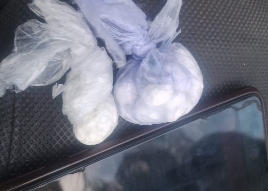 Tenían  cocaína y marihuana: Dos detenidos tras una persecución en Rawson