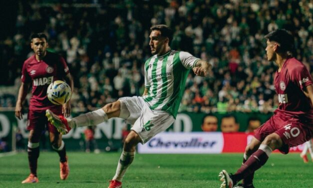 Banfield se quedó con el clásico del Sur y volvió a sonreír ante Lanús