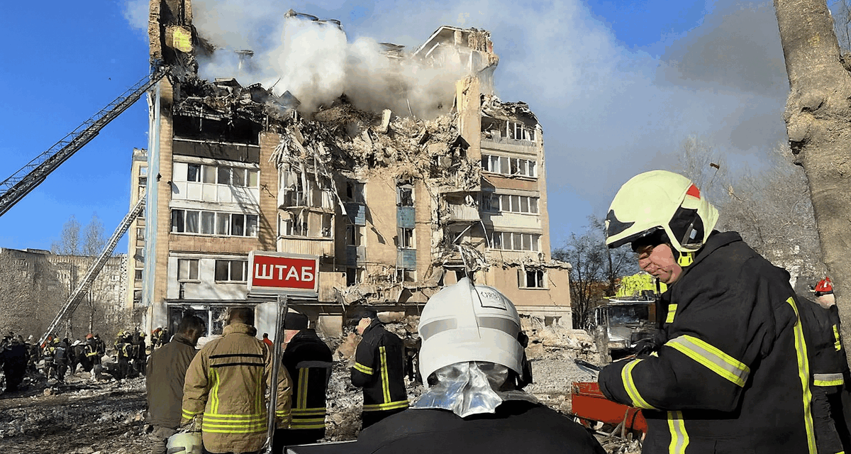 Hay 25 muertos y Volodimir Zelenski busca respaldo diplomático en Turquía