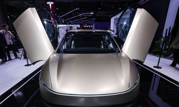 Elon Musk confirmó que Cybercab se fabricará desde 2026