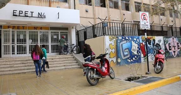 El comisario Lillo: «Fue una pelea entre alumnos, no un intento de robo’”