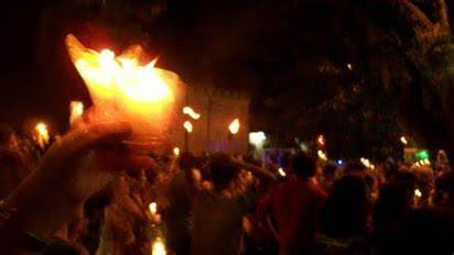 Chimbas convoca a una marcha de antorchas por el Día Internacional contra la Violencia de Género