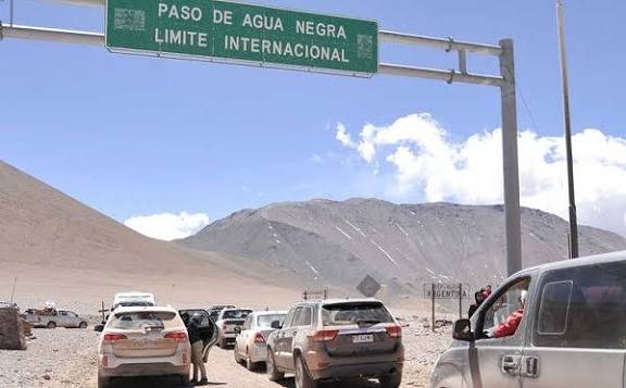 Paso de Agua Negra: Gobierno lanza una cuenta oficial para informar el estado del corredor