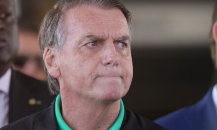 Jair Bolsonaro admitió haber quemado su tobillera electrónica por un episodio de paranoia