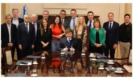 Javier Milei reúne al nuevo Gabinete en un gesto inaugural de la segunda etapa de Gobierno