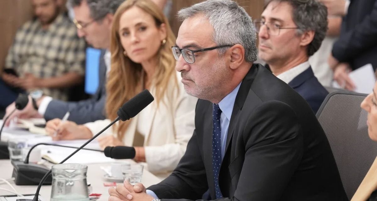 El juez Kreplak confirmó en Diputados que había más de 154 mil ampollas infectadas