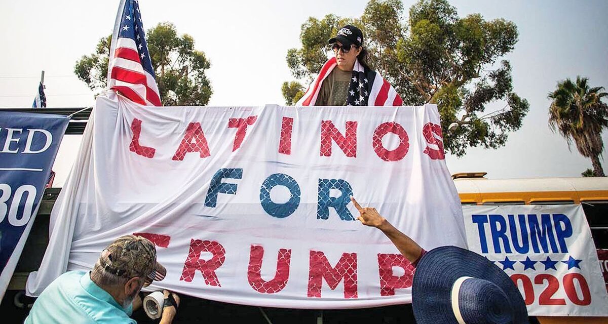 Más del 30% de los latinos que votaron por Donald Trump se sienten decepcionados o arrepentidos