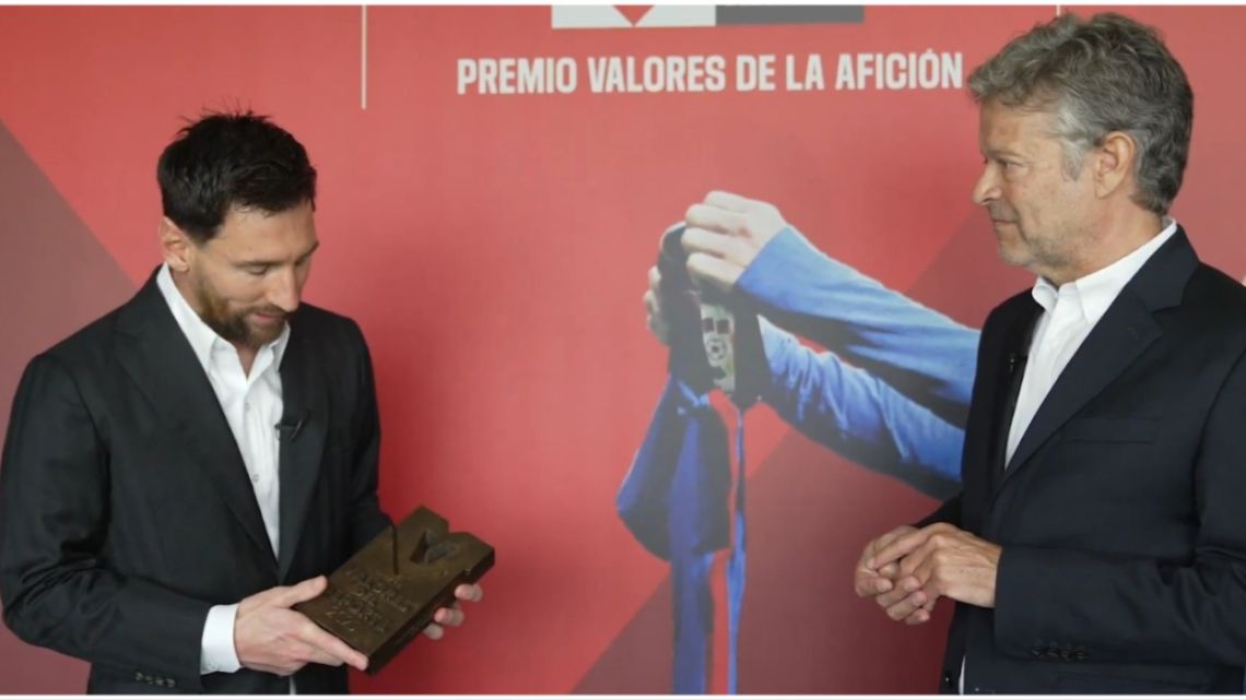 Lionel Messi fue premiado como el «jugador más querido en la historia del Barcelona»