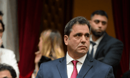 Lisandro Catalán también renunció al Ministerio del Interior