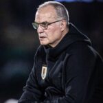Escándalo en Uruguay: el hermano de Araujo cruzó a Bielsa