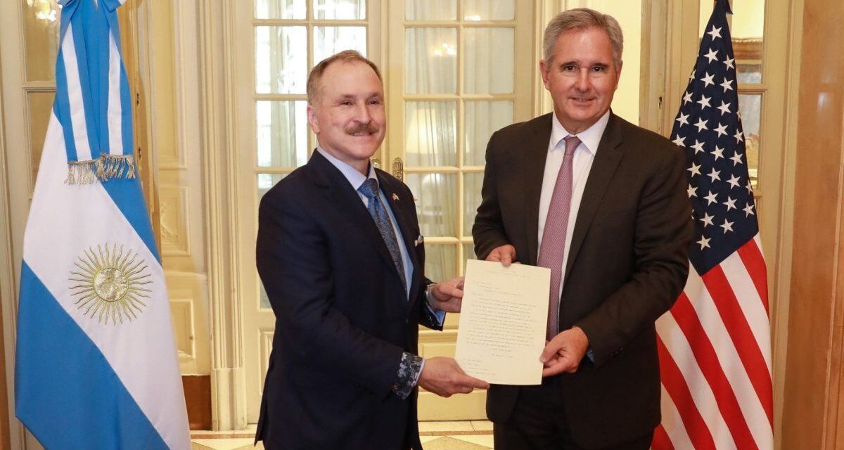 El mensaje del embajador Peter Lamelas por el acuerdo comercial con EEUU