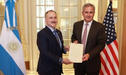 El mensaje del embajador Peter Lamelas por el acuerdo comercial con EEUU