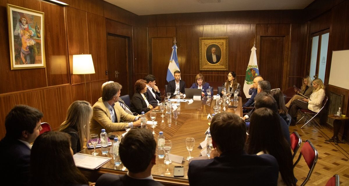 Patricia Bullrich reunió al bloque libertario para empezar a avanzar con las reformas del Gobierno