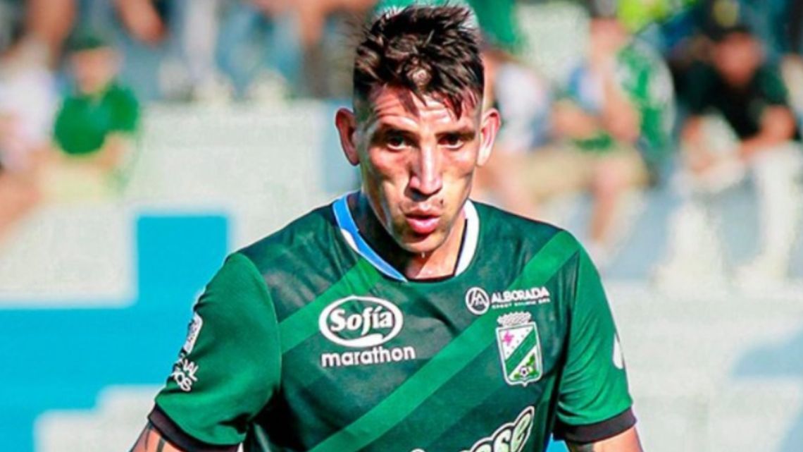 Ricardo Centurión fue acusado de agredir físicamente a un árbitro y podría recibir una sanción severa