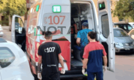 Principio de incendio en el barrio San Martín: Dos personas con quemaduras leves