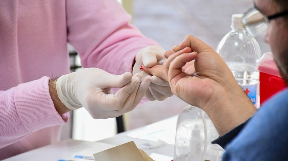 Salud intensifica testeos y campañas informativas por el Día Mundial de la Respuesta al VIH: Prevención, diagnóstico y acceso al tratamiento