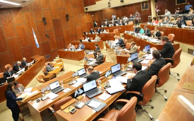 Con votación dividida, Diputados aprobó la nueva Ley de Transporte tras un debate tenso y sin acuerdo con el peronismo