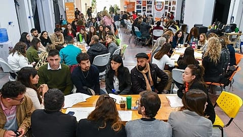 Fin de año y salud mental: Salud refuerza el acompañamiento y la prevención durante diciembre