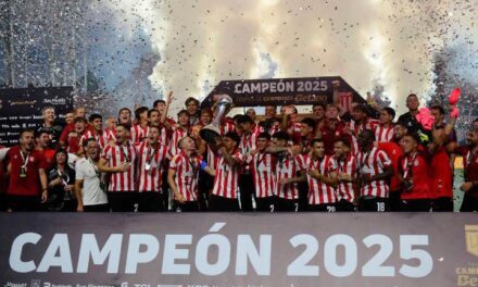 Fabricio Pérez volvió a festejar con Estudiantes y ya suma tres títulos en Primera